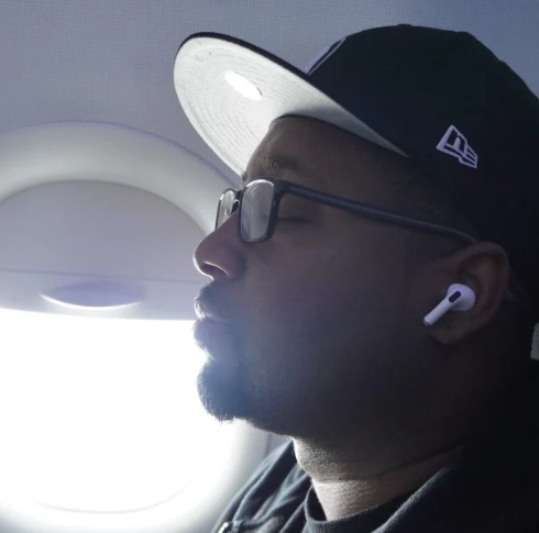 AirPods Pro: L'Expérience Audio Révolutionnaire